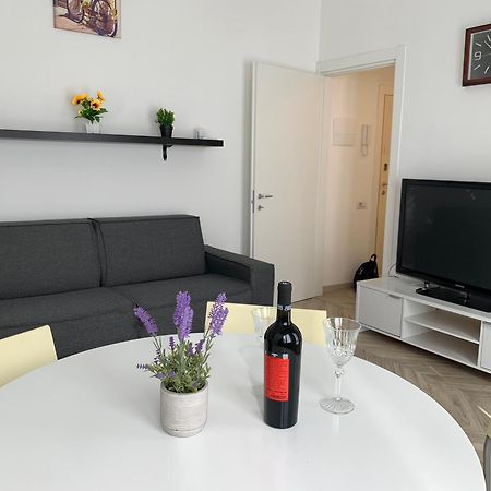 Residenza Letizia Appartement Olginate Buitenkant foto